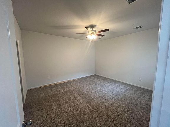 3rd image of 196 Zion Dr