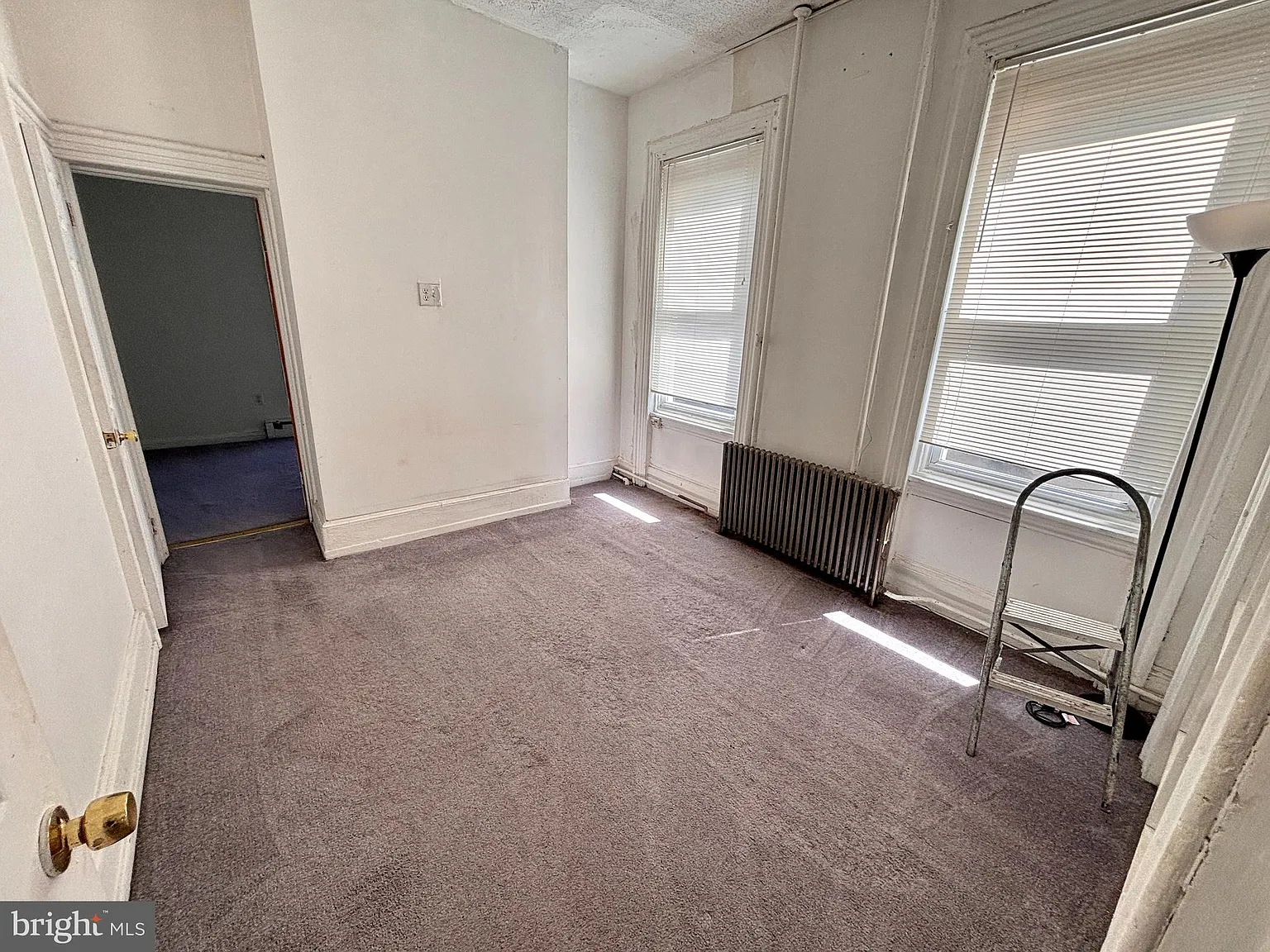 2 bed, 1400 sqft, $1,500 — Photo 3