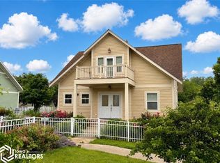 50 E Golden Ln, Fairfield, IA 52556