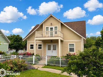 50 E Golden Ln, Fairfield, IA, 52556