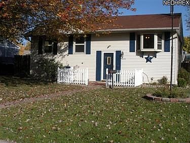 1st image of 2455 Eastlawn St