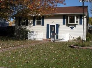 2455 Eastlawn St, Lorain, OH 44052