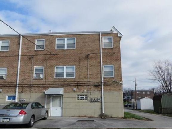 4th image of 118 W Oak Ln