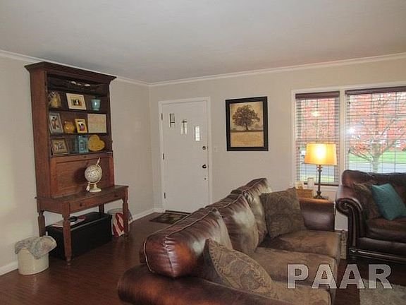 4th image of 1141 W Lakecrest Dr