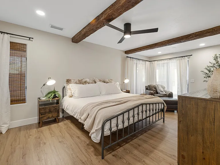 20 Shadow Rock Dr — Photo 28