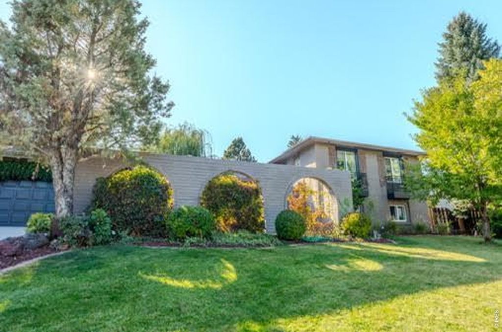2629 Hawaii Pl