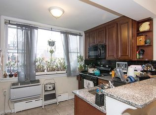 22-70 21st St #1B, Astoria, NY 11105