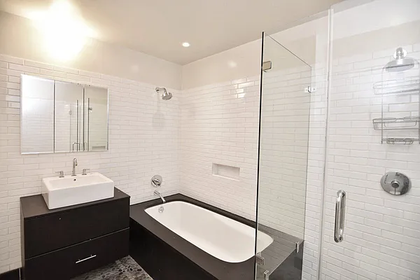 Rented by Bohemia Realty Group | media 6