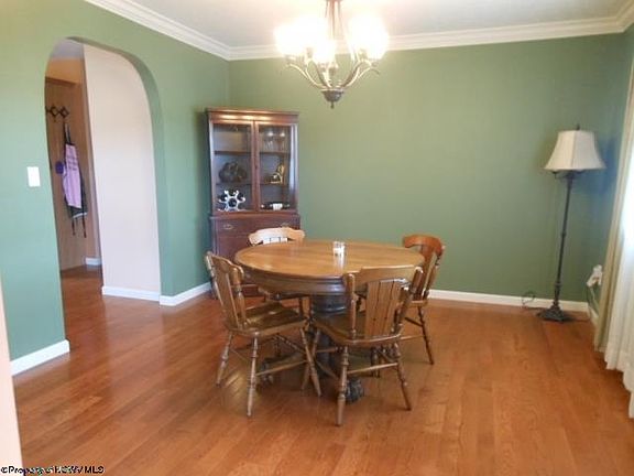 4th image of 1060 Autumn Ave