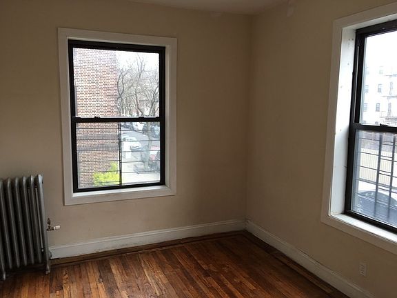 5th image of 854 Ocean Ave #7X