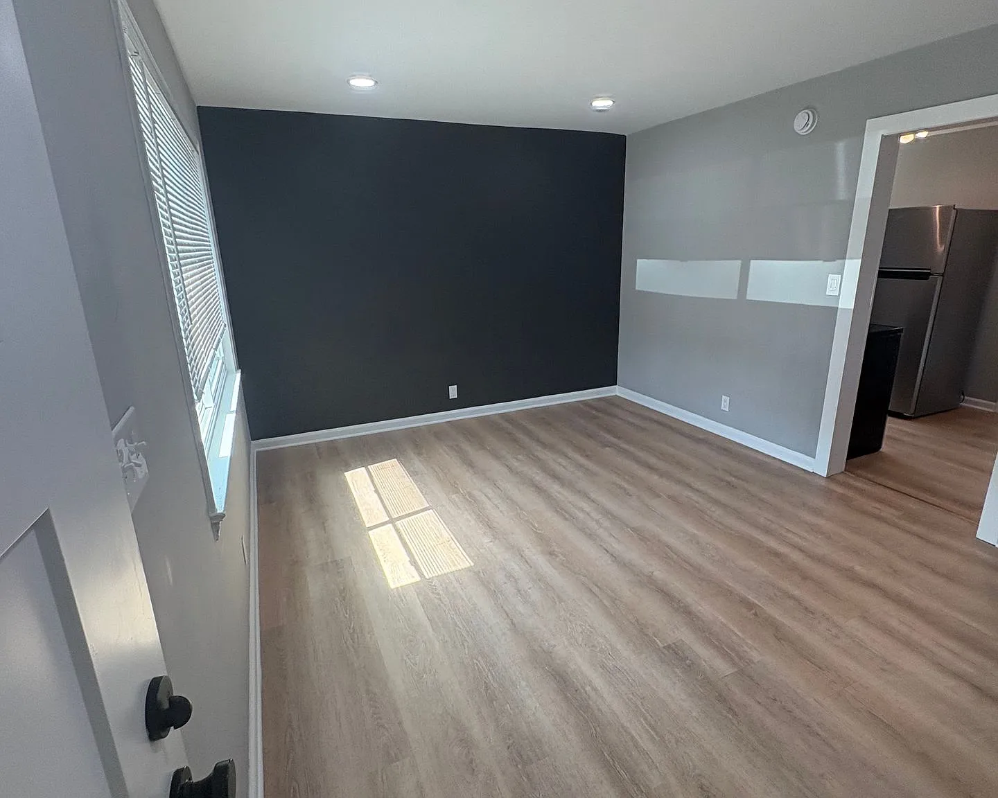 123/125 Sequoia Drive — Photo 4