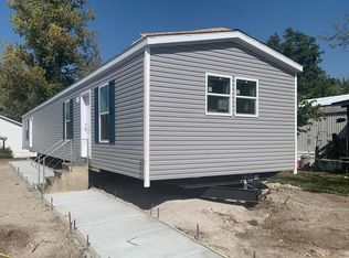 125 Blake St, Edwardsville, KS 66113