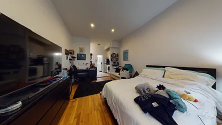 Rented by Bond New York