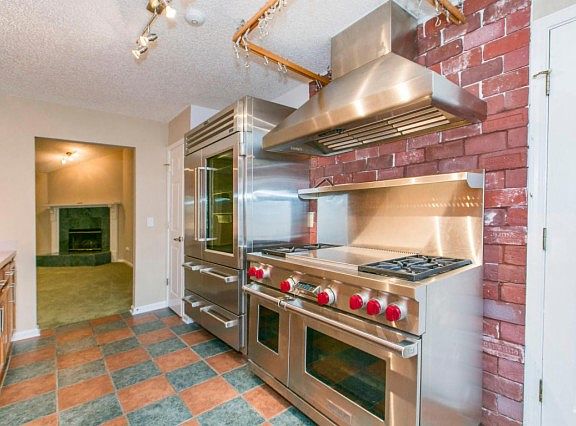 4th image of 11952 Laura Rose Ct