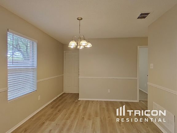 4th image of 6720 Waterhill Ln