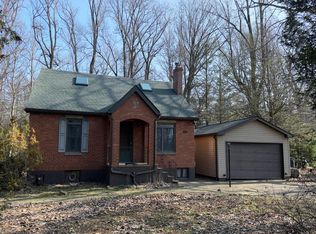 1737 Brookside Dr, Erie, PA 16505