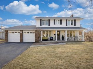 275 Camborne Cres, Burlington, ON L7N 2A4
