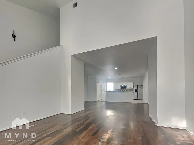 1210 Palmer St — Photo 6