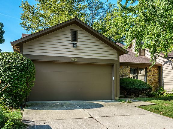 2nd image of 2227 Calaveras Way