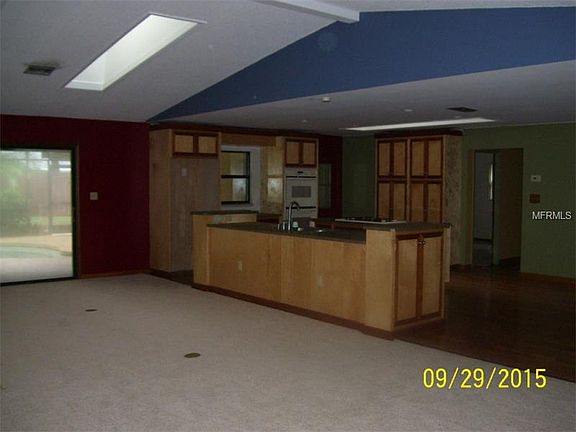 3rd image of 5403 Royal Oak Dr