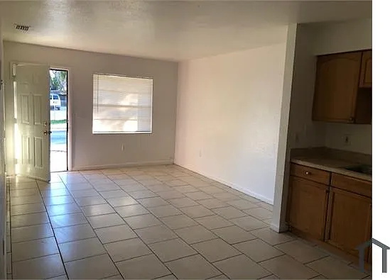 1204 E Yukon St #B — Photo 8