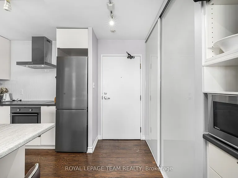 40 Landry St #1114 — Photo 6