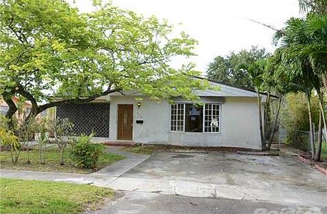 1st image of 510 NE 143rd St