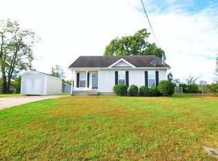 954 Winesap Rd, Clarksville, TN 37040