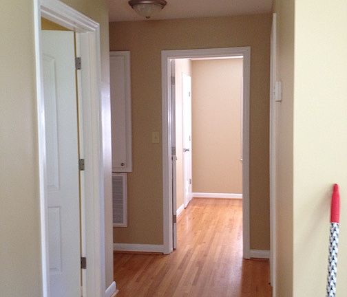 hall to back bedrooms