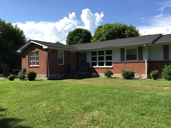 5th image of 806 Westchester Dr