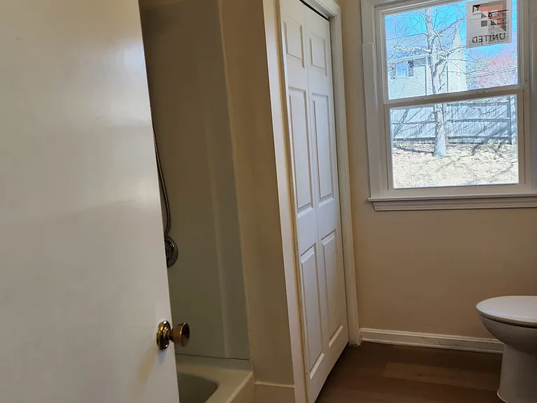 18 Tobin Ave — Photo 23