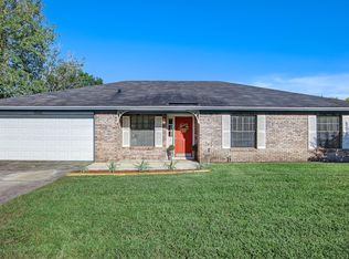 10043 Huntington Forest Blvd E, Jacksonville, FL 32257