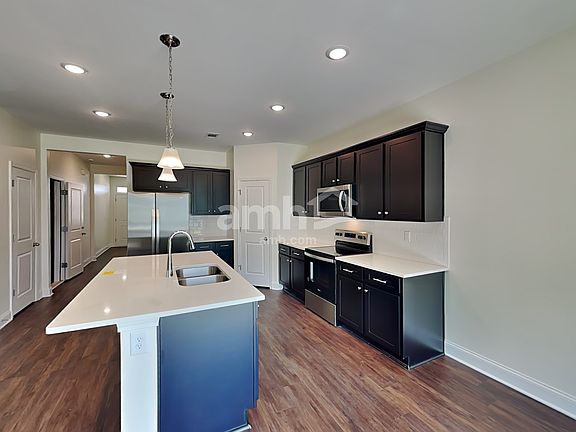 4th image of 3601 Isabella Ct