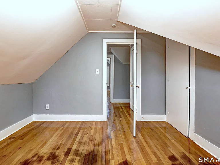 90 N Turnpike Rd #3 — Photo 28