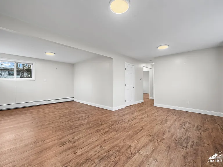 3868 Shannon Cir — Photo 35