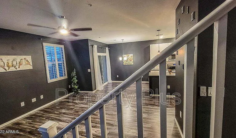 2362 E Huntington Dr — Photo 11