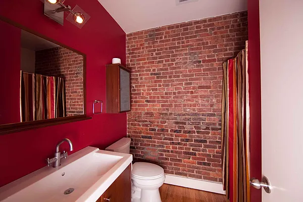 Rented by Richard James Naughtin, LREB | media 3