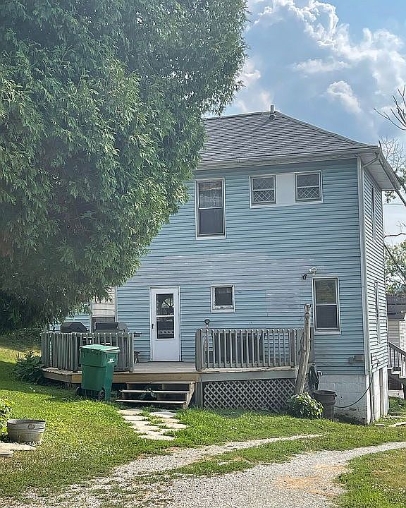 1st image of 570 Main St