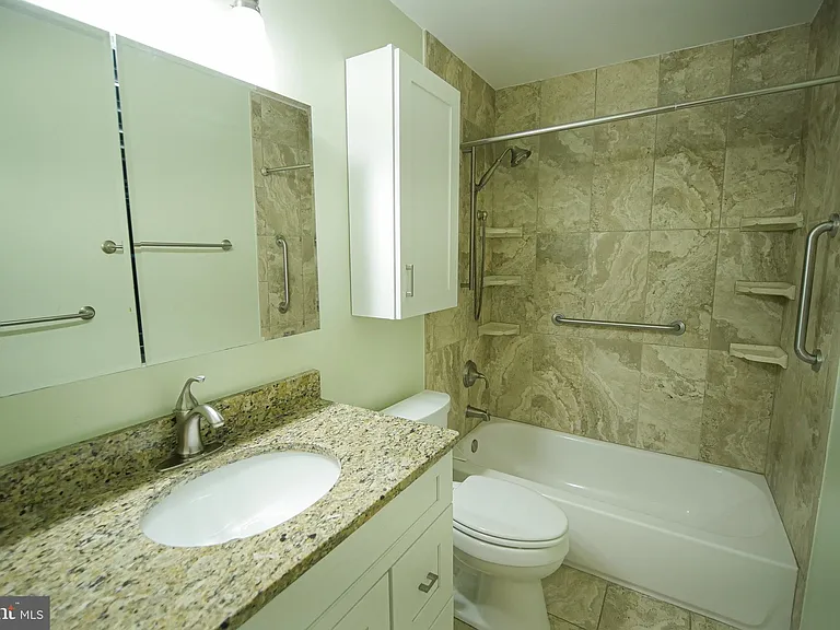 13210 Nickleson Dr — Photo 25