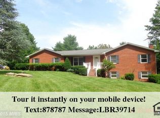 2308 Vineyard Rd, Falling Waters, WV 25419