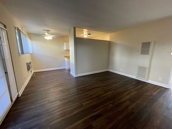4th image of 6717 Wilkinson Ave #102