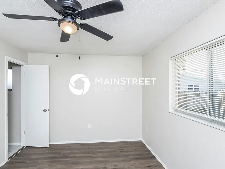 Main Bedroom
