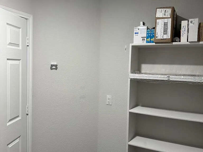 2403 Elba Dr — Photo 11