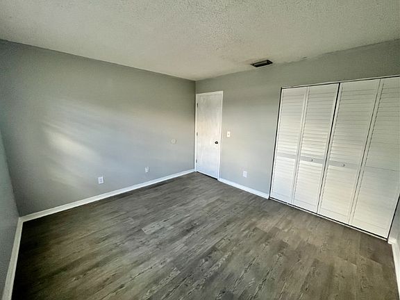 3rd image of 6214 54th Ave N APT 201