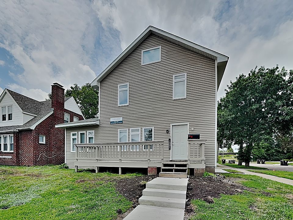 1st image of 1001 S Oak St