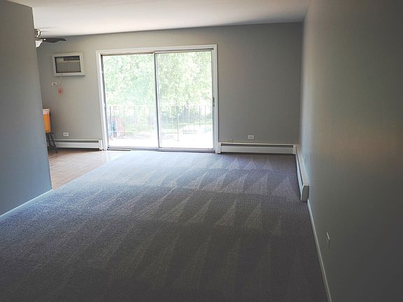 3rd image of 5739 W 129th St APT 2D