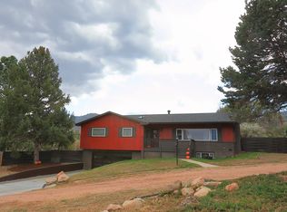 902 Cresta Rd, Colorado Springs, CO 80906