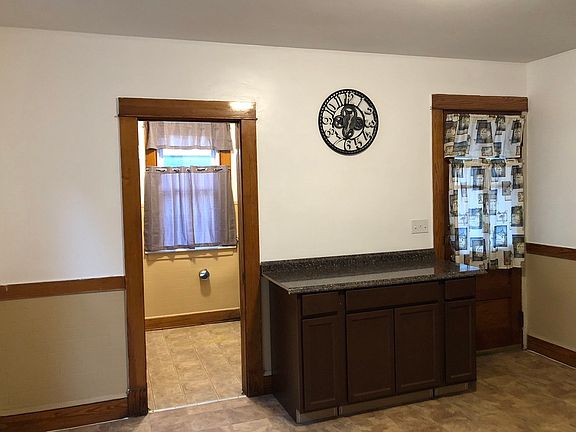 3rd image of 15 Branch St #1