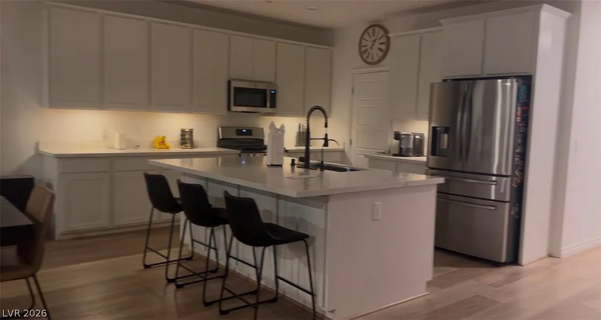5 bed, 4.5 bath, 3474 sqft, $3,795 — Photo 4