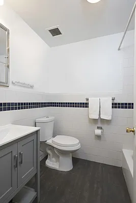 Rented by Douglas Elliman | media 14